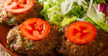 chapli kebab,veggie burgers,burgers,kebab,afghan food,afghan kebab,appetizers,Ramadan,starters